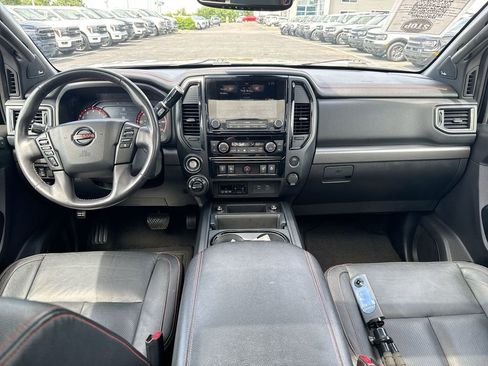 Used 2021 Nissan Titan PRO-4X w/ Pro-4x Convenience Package AWD/4WD image 2