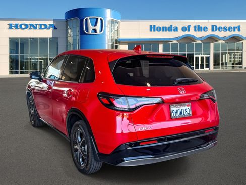 Used 2024 Honda HR-V EX-L image 5