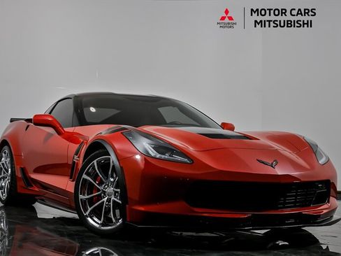 Used 2017 Chevrolet Corvette Grand Sport image 1