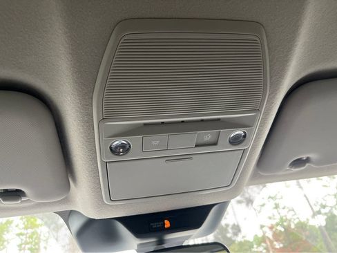 New 2025 Nissan Kicks SR FWD image 26