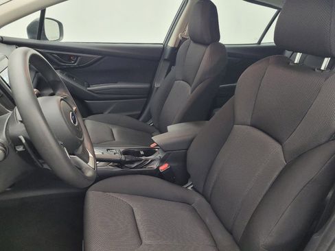 Used 2019 Subaru Impreza 2.0i Premium image 17