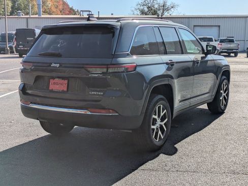 New 2025 Jeep Grand Cherokee Limited image 3