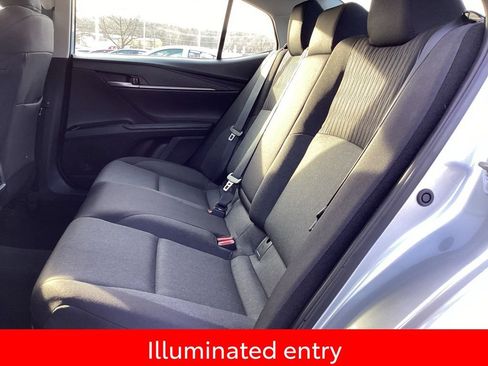 Used 2025 Toyota Camry LE image 14