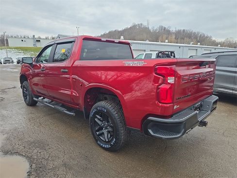 Used 2021 Chevrolet Silverado 1500 Custom Trail Boss w/ LPO, Dark Essentials Package image 6