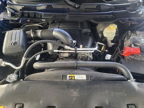 Used 2018 RAM 1500 Express RWD image 30