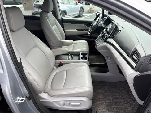 Used 2023 Honda Odyssey EX-L image 32