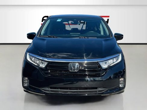 Used 2024 Honda Odyssey EX-L image 2