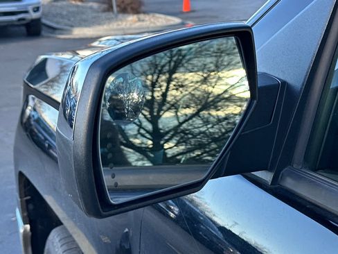 Used 2014 Chevrolet Silverado 1500 LTZ Z71 image 8