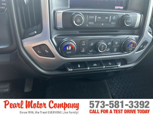 Used 2015 GMC Sierra 1500 SLE w/ SLE Value Package AWD/4WD image 18