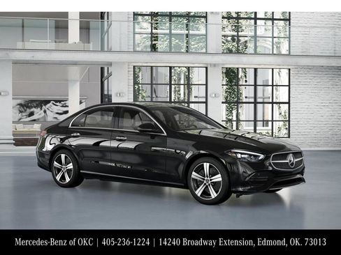 Used 2025 Mercedes-Benz C 300 4MATIC Sedan image 12