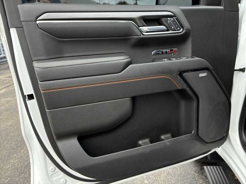 Used 2022 GMC Sierra 1500 AT4 image 22