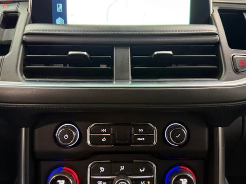 Used 2022 Chevrolet Suburban Z71 w/ Luxury Package AWD/4WD image 23