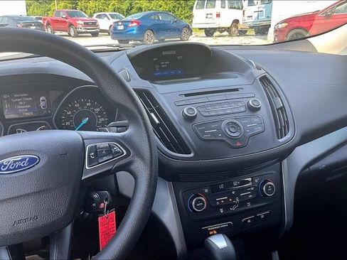 Used 2017 Ford Escape SE AWD/4WD image 6
