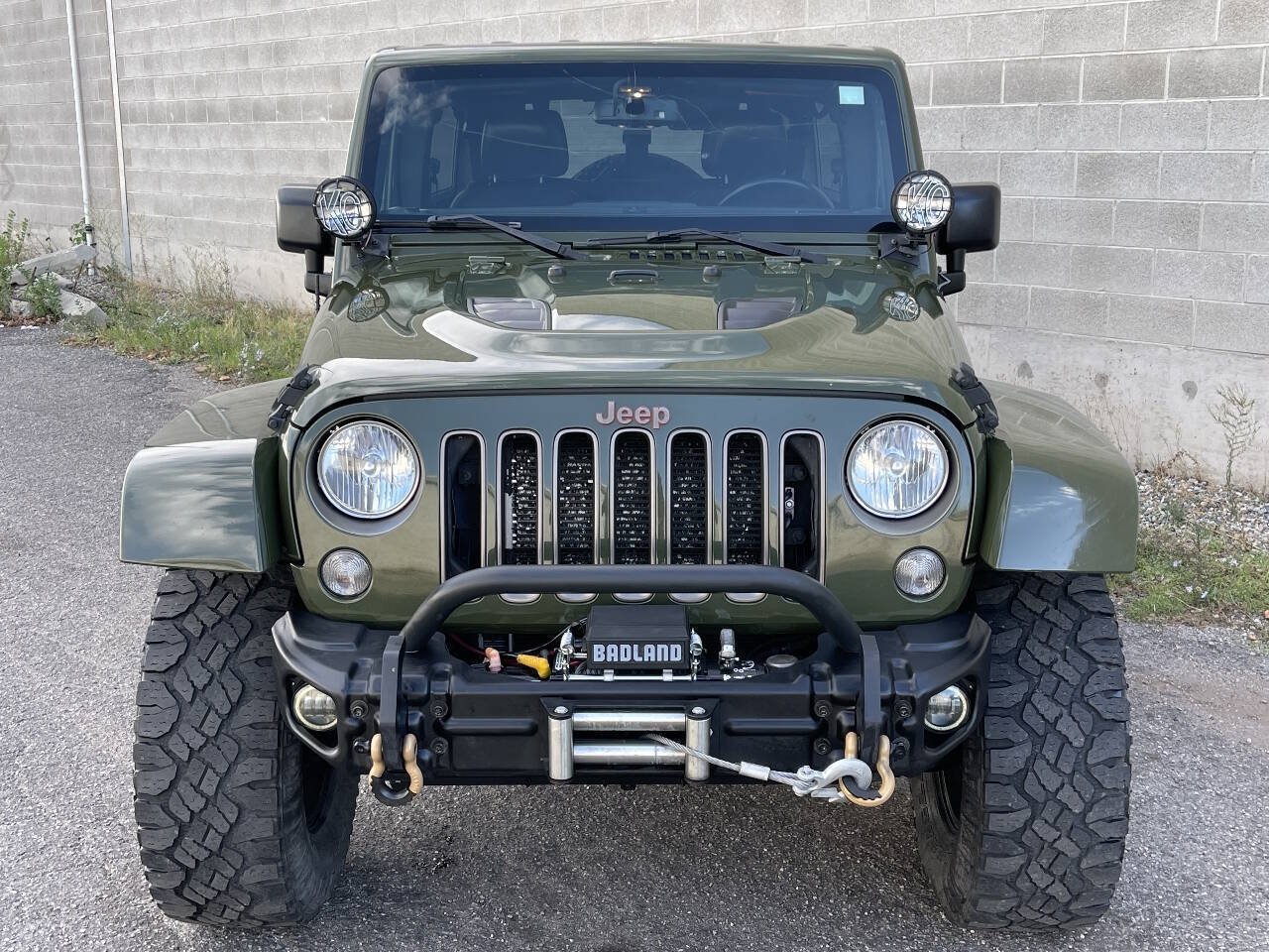 Used 2016 Jeep Wrangler Unlimited Sahara AWD/4WD image 2