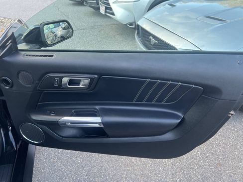 Used 2020 Ford Mustang Premium RWD image 11