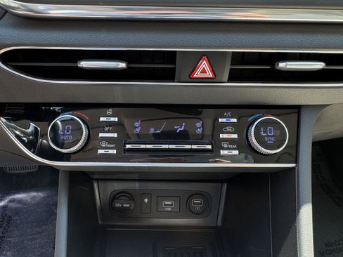 Used 2022 Hyundai Sonata Limited FWD image 25