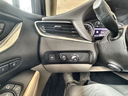 Certified 2021 Buick Enclave Premium w/ Sun and Sites Package image 17