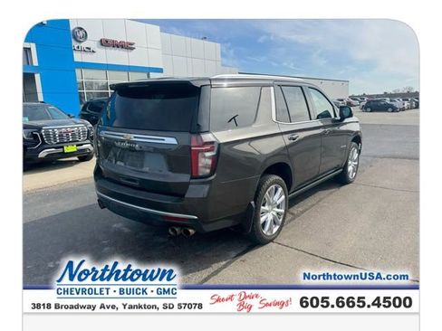 Used 2021 Chevrolet Tahoe High Country w/ Premium Package AWD/4WD image 33
