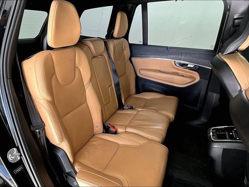 Used 2023 Volvo XC90 B6 Ultimate w/ Protection Package Premier AWD/4WD image 34