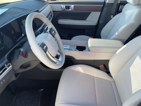 New 2026 Hyundai Santa Fe SE image 19