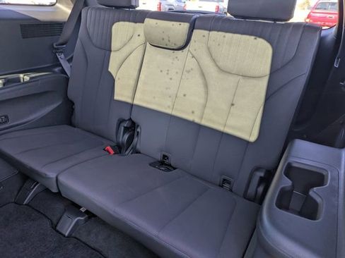 Used 2025 Hyundai Palisade Calligraphy image 15