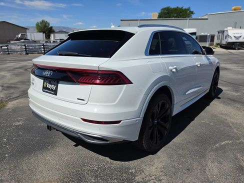 Used 2019 Audi Q8 Prestige AWD/4WD image 6