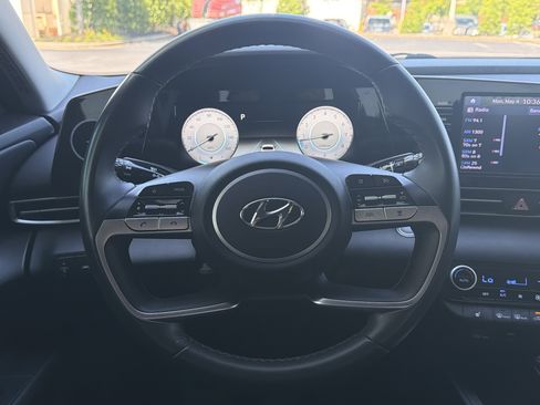 Used 2021 Hyundai Elantra SEL w/ Convenience Package FWD image 17