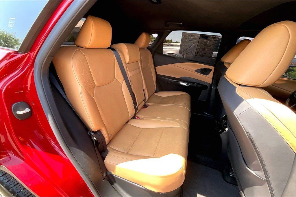 Used 2023 Lexus RX 350 Premium Plus w/ Accessory Package (Z1) FWD image 27