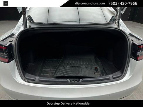 Used 2021 Tesla Model 3 Performance image 39