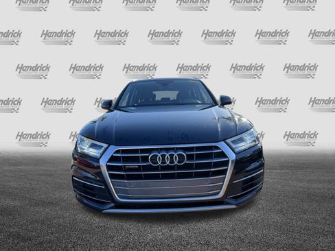 Used 2019 Audi Q5 2.0T Premium Plus w/ Premium Plus Package image 3