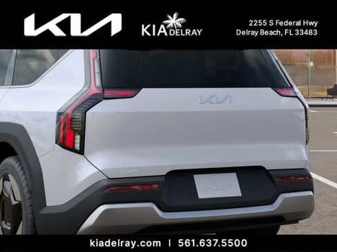New 2026 Kia EV9 Wind image 13