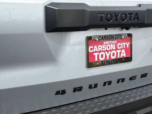 New 2026 Toyota 4Runner SR5 AWD/4WD image 28