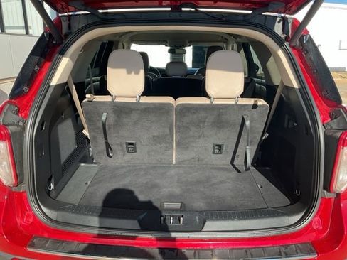 Used 2023 Ford Explorer Limited image 27