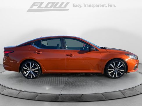 Used 2022 Nissan Altima 2.5 SR image 9