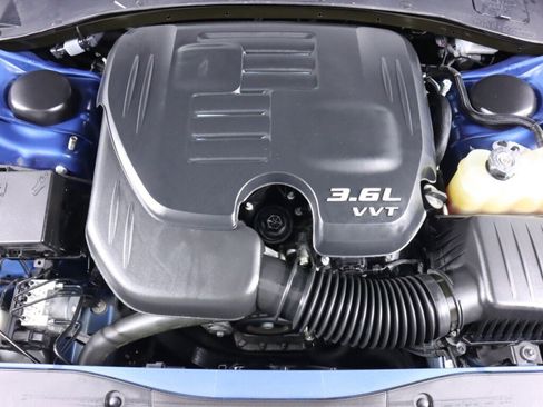 Used 2021 Dodge Charger SXT w/ Leather Interior Group image 41