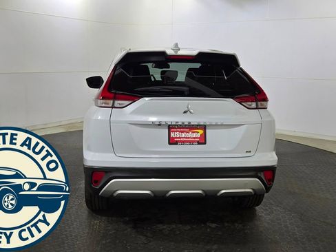 Used 2023 Mitsubishi Eclipse Cross SE image 6