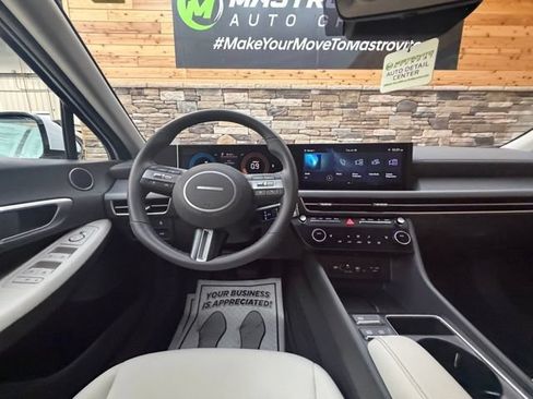 Used 2026 Hyundai Sonata SEL FWD image 19