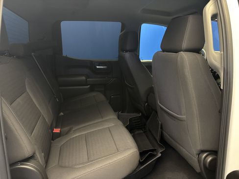 Used 2022 Chevrolet Silverado 1500 LT w/ Z71 Off-Road Package AWD/4WD image 26