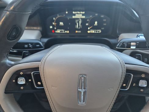 Used 2022 Lincoln Aviator Reserve w/ Equipment Group 201A image 29