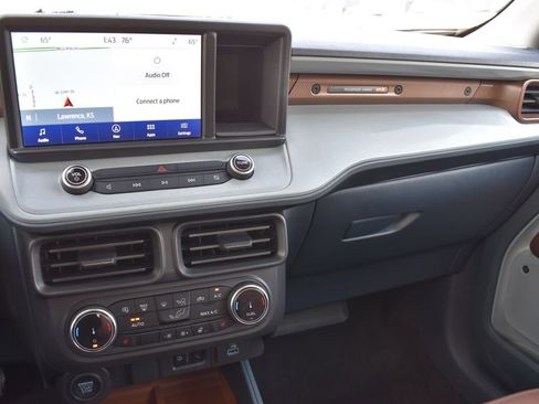 Used 2023 Ford Maverick Lariat w/ Lariat Luxury Package image 13