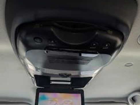 Used 2004 Ford Freestar SEL FWD image 14