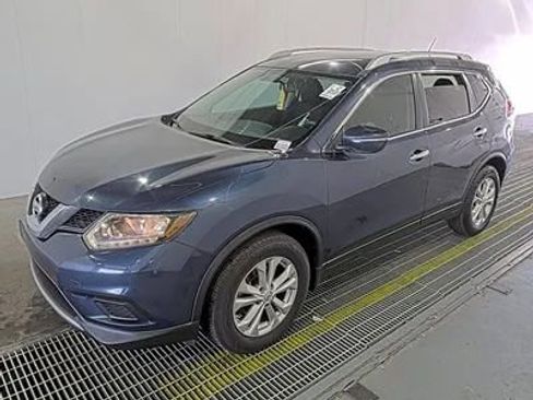 Used 2015 Nissan Rogue SV image 1