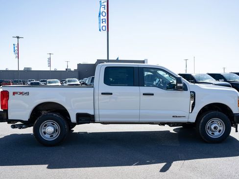 New 2026 Ford F350 XL w/ FX4 Off-Road Package image 11