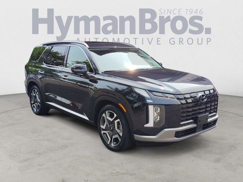 Used 2024 Hyundai Palisade SEL FWD image 1