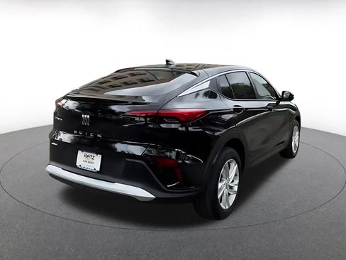 Used 2025 Buick Envista Preferred image 13