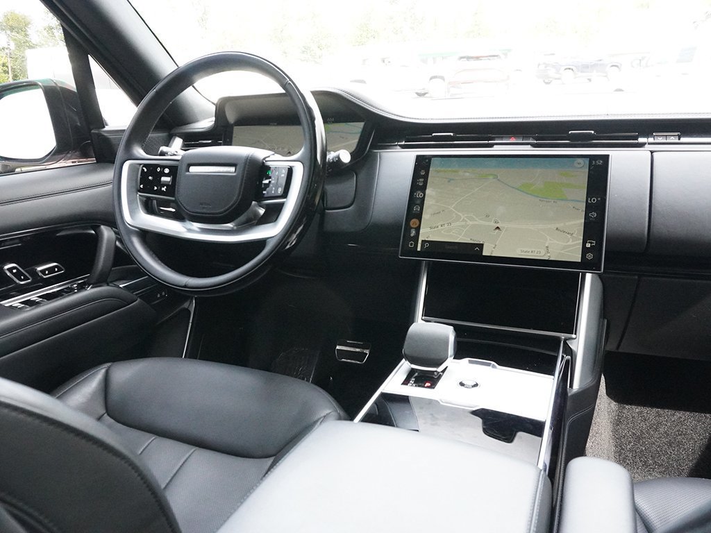 Used 2024 Land Rover Range Rover Long Wheelbase Autobiography AWD/4WD image 53