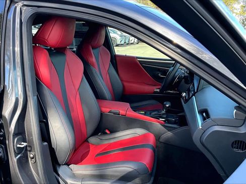 Used 2024 Lexus ES 350 F Sport w/ Accessory Package (Z1) image 8