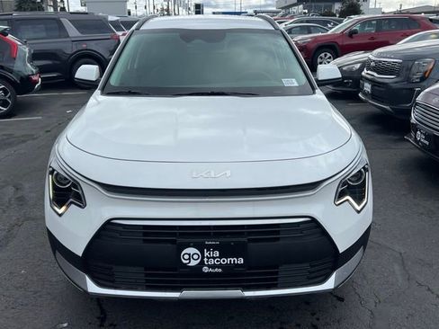 New 2026 Kia Niro LX FWD image 5