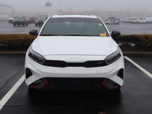 Used 2023 Kia Forte GT w/ GT2 Package image 2
