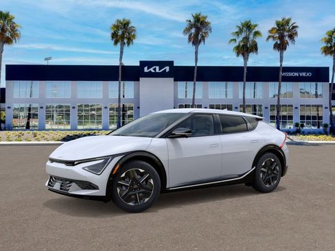 New 2026 Kia EV6 Wind RWD image 3